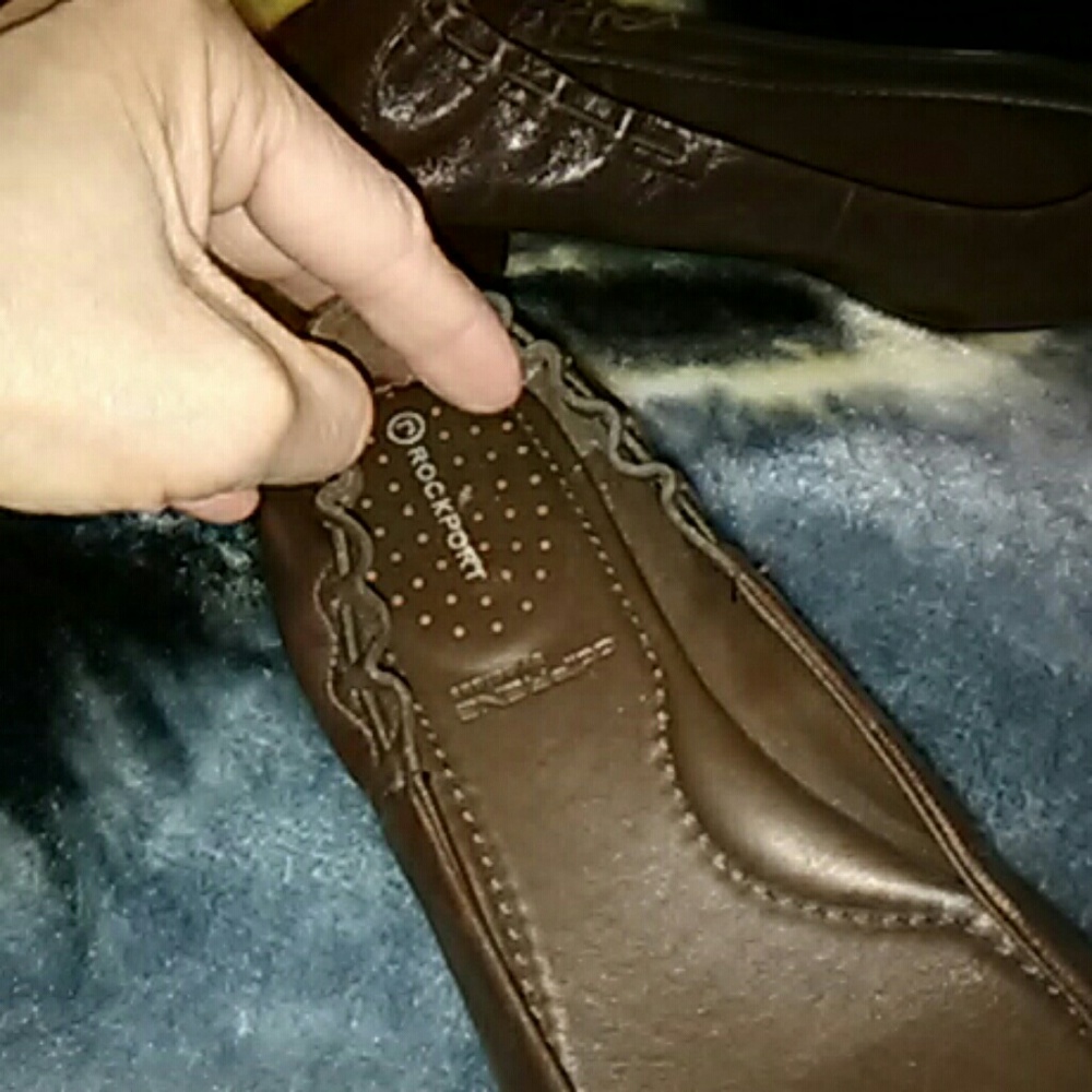 Shoes - Picture 4 of 4